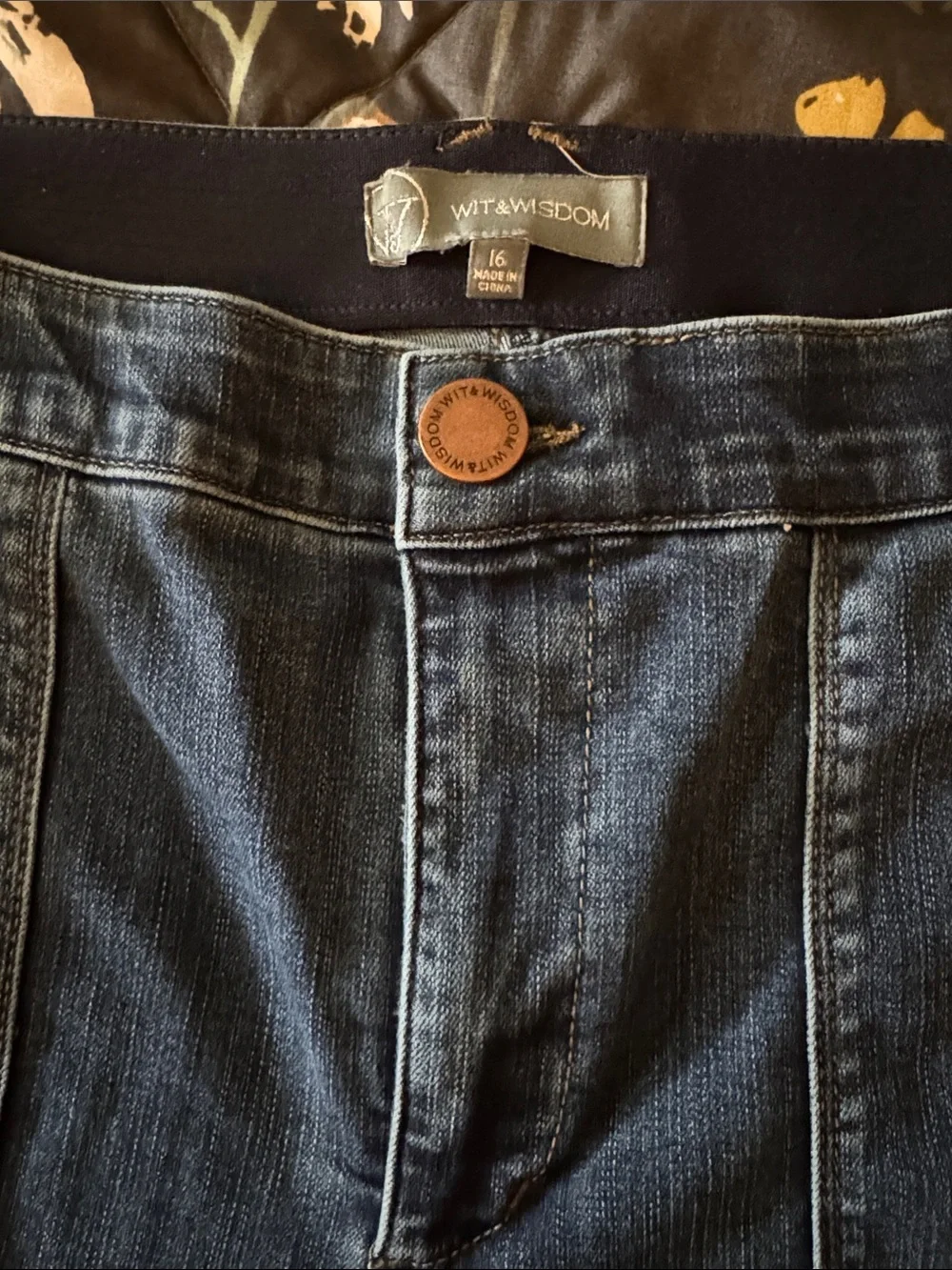 Wit & Wisdom long Bermuda shorts